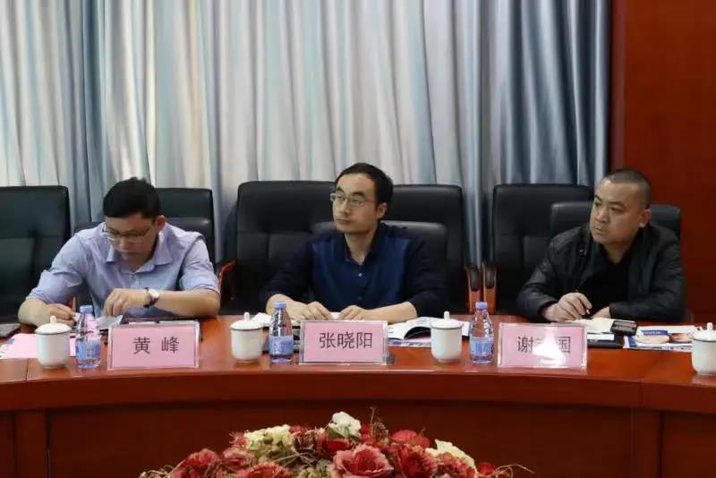 桂林市科學技術(shù)局局長張曉陽蒞臨桂林南藥調(diào)研指導(dǎo)工作 桂林市科學技術(shù)局局長張曉陽蒞臨桂林南藥調(diào)研指導(dǎo)工作