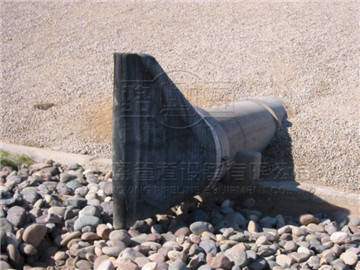 上海<a href=http://www.xajinch.com/ target=_blank class=infotextkey>橡膠鴨嘴閥</a>連接方式有哪些