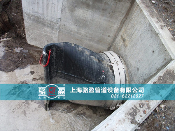 彎嘴法蘭式<a href=http://www.xajinch.com/ target=_blank class=infotextkey><a href=http://www.xajinch.com target=_blank class=infotextkey>鴨嘴閥</a></a>質(zhì)量