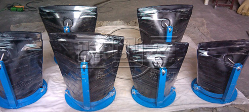 一組<a href=http://www.xajinch.com/ target=_blank class=infotextkey><a href=http://www.xajinch.com target=_blank class=infotextkey>鴨嘴閥</a></a>等待發(fā)貨